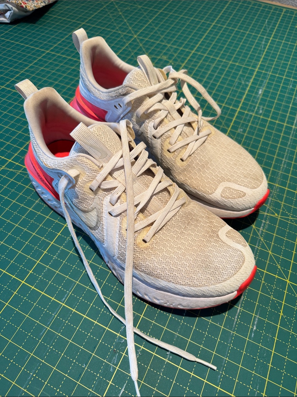 Nike White and Coral Red Running Shoe